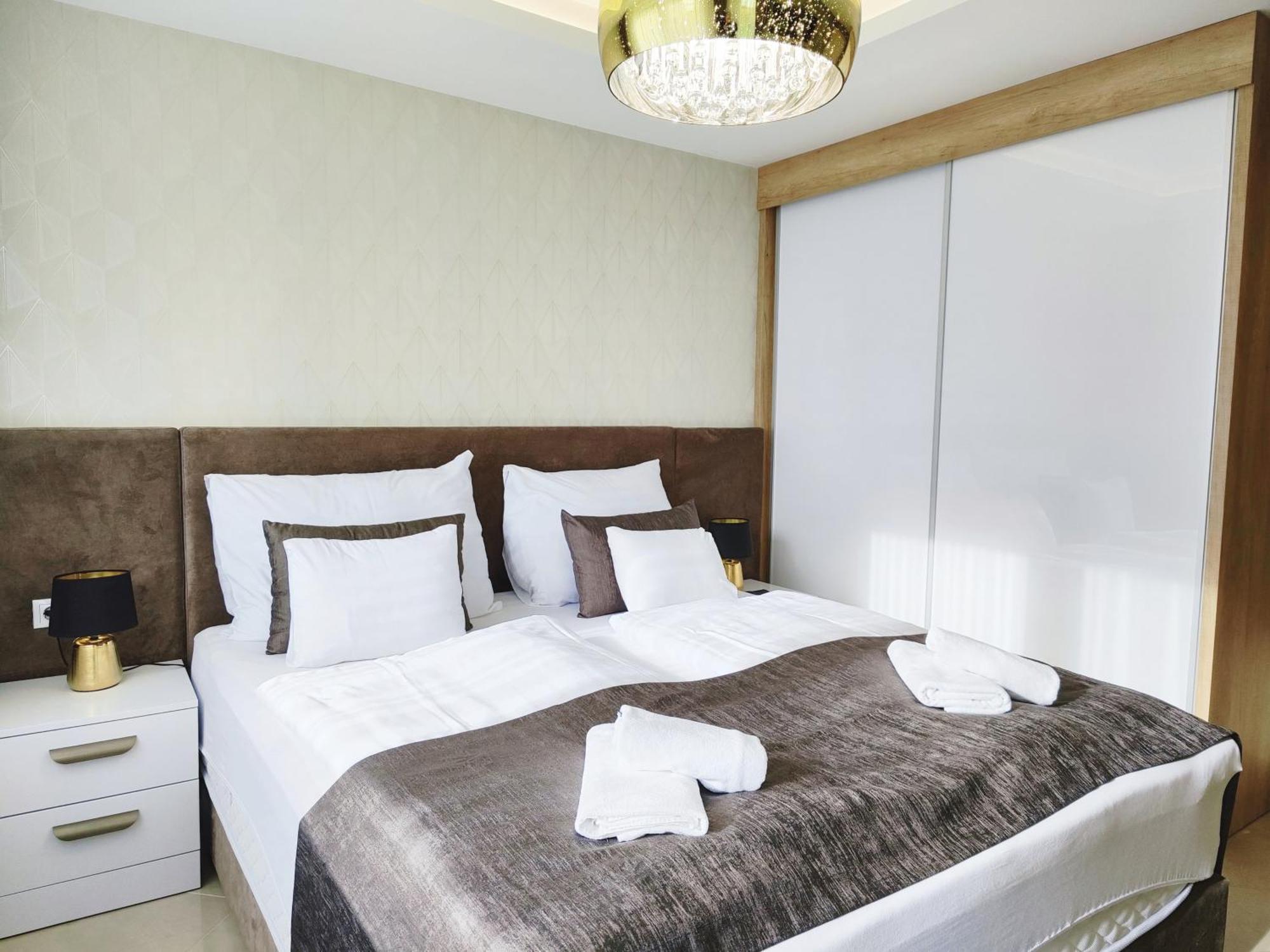 Royal Liberty Apartment ケストヘイ エクステリア 写真